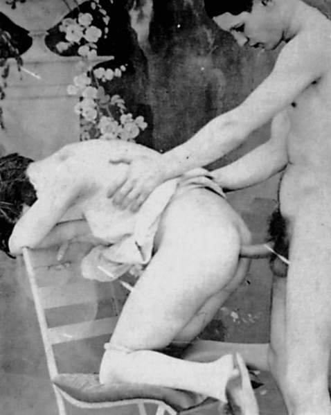 Винтаж: порно фото жесткого секса с похотливыми красавицами в вагину